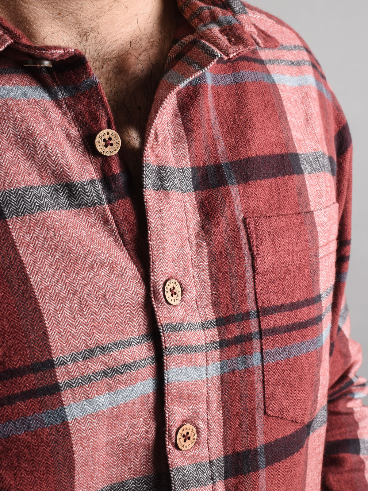 BT-SHIRT-02-E-1.jpg