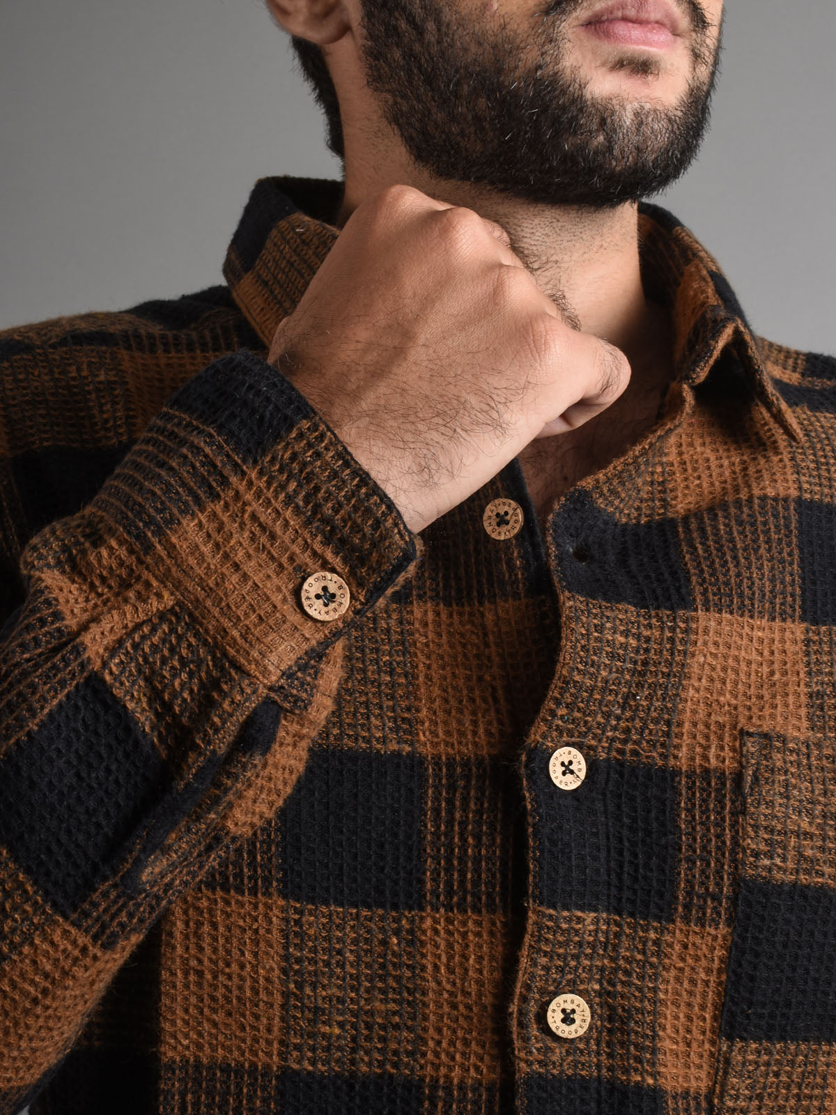 BT-SHIRT-05-D-1.jpg
