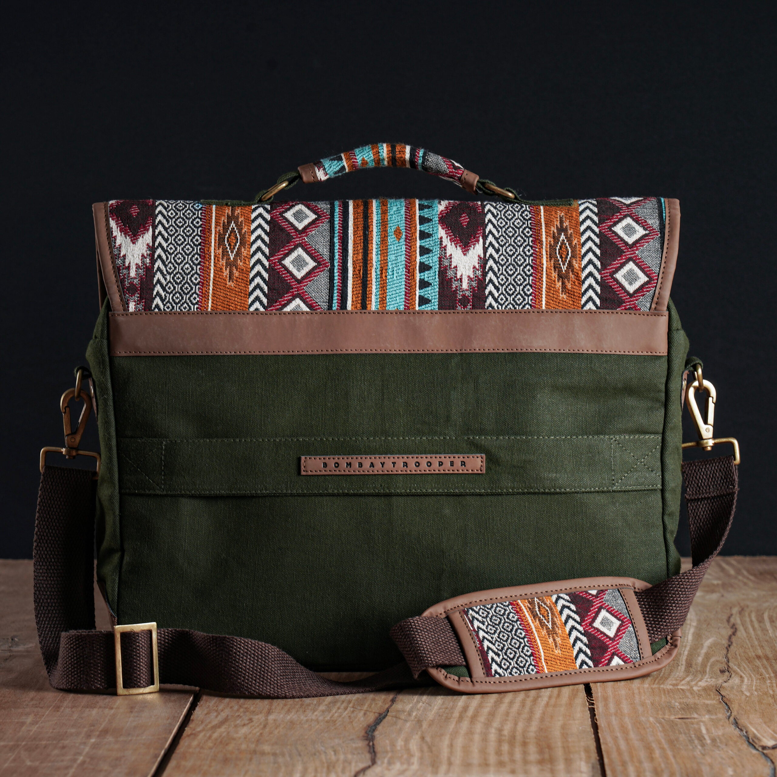 Firangi-Messenger-H