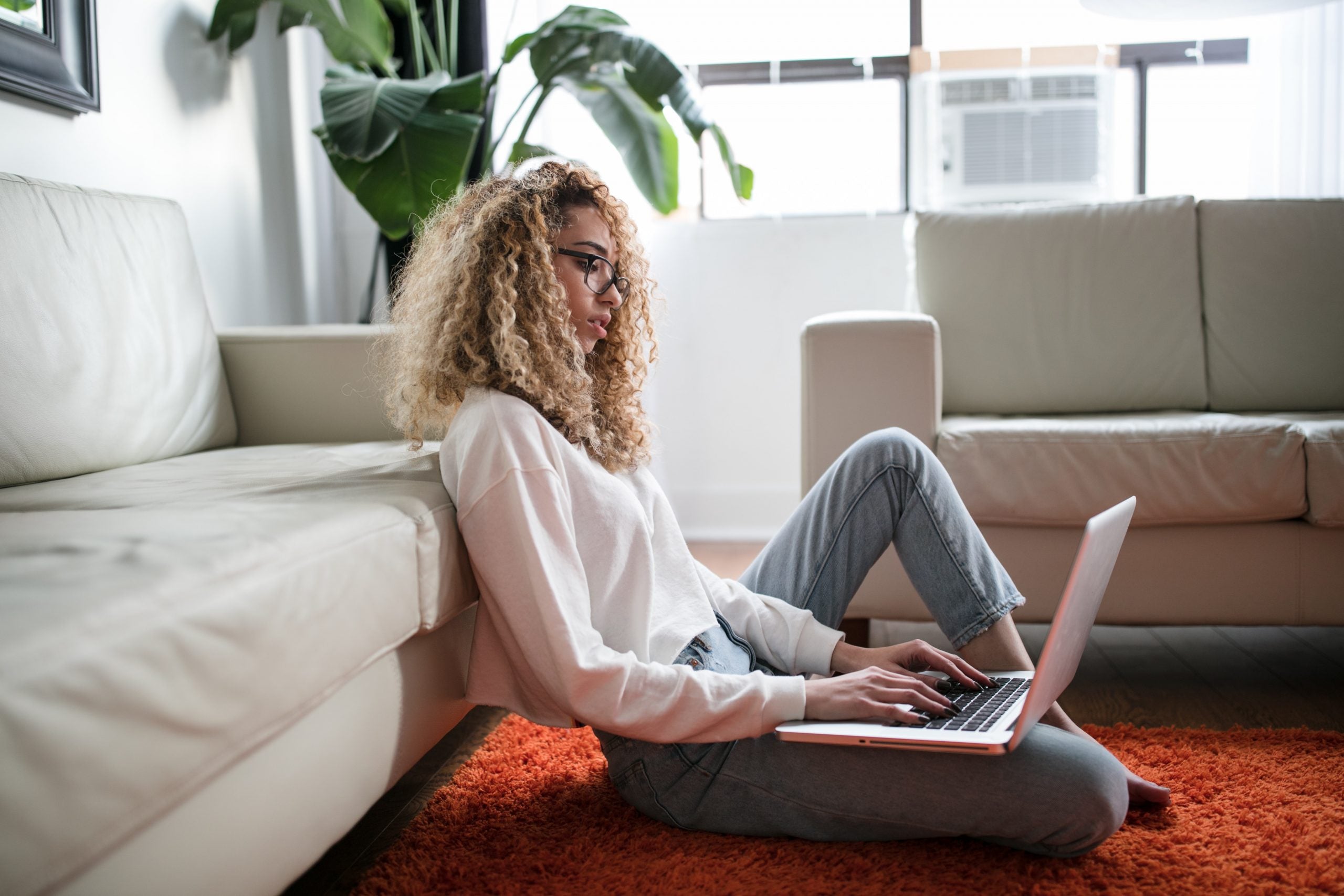 7 Genius Work From Home Outfits