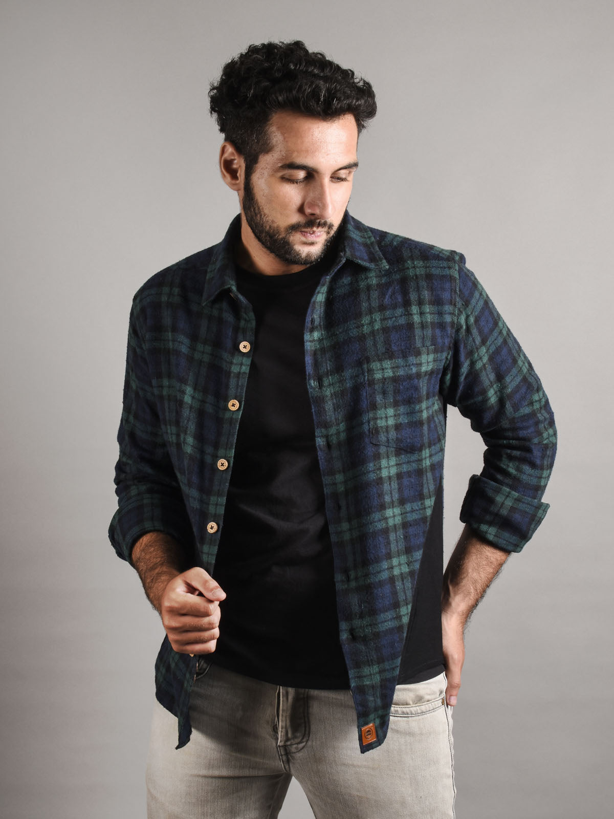 BT-SHIRT-04-H-1.jpg