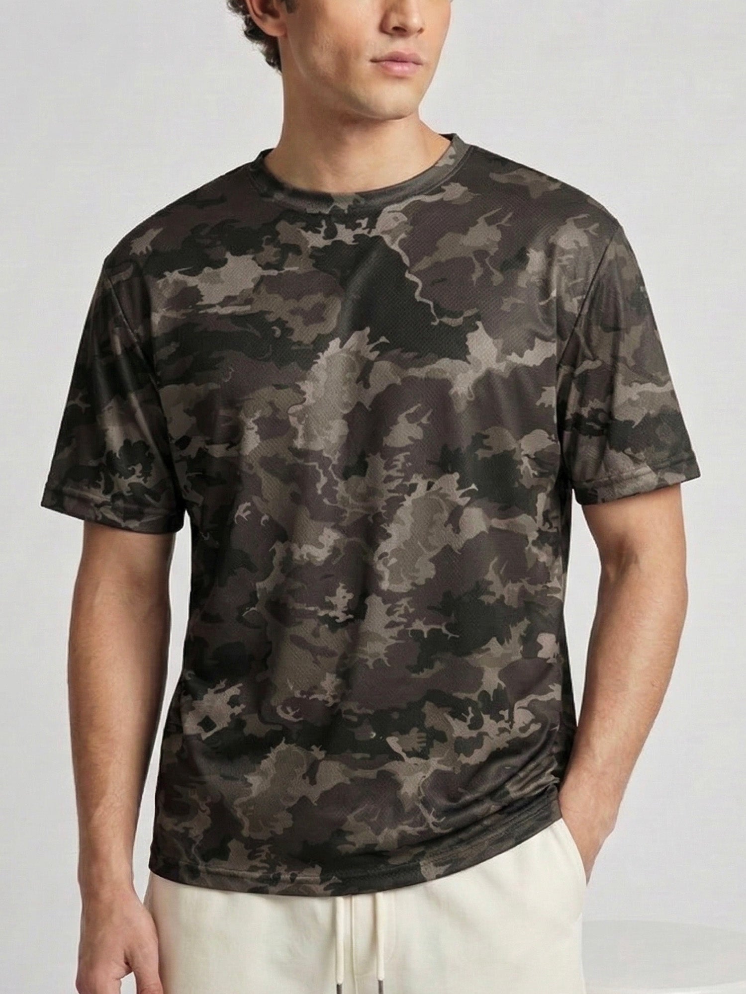Classic Camo - Brown: Active Mesh T-shirt